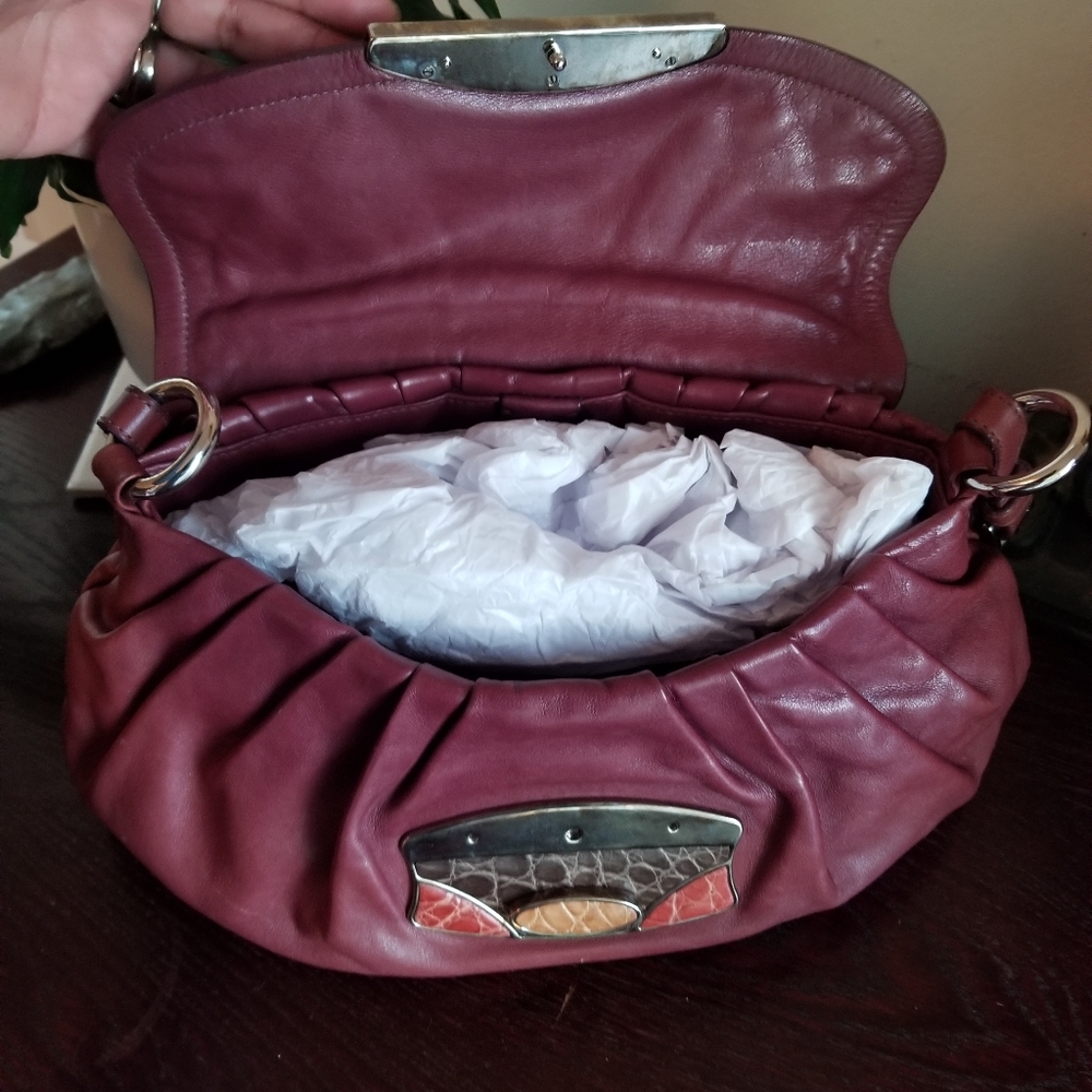 Prada  croc leather  baguette  bag - Picture 2 of 14